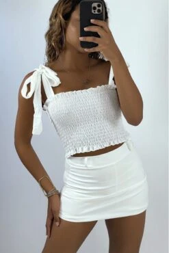 Crop Top Bustier Froncé Blanc Avec Bretelle à Nouer