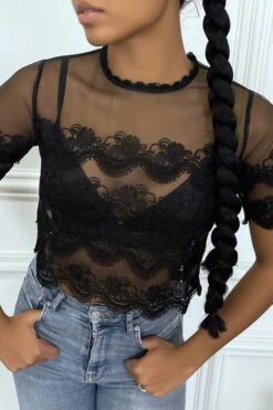 Crop Top Noir En Dentelle Et Voilage