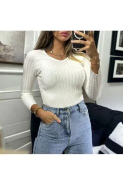 Haut Col V Manche 3/4 En Maille Côtelé Beige Très Extensible