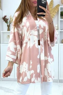 Kimono Rose Avec Joli Motif Ajustable Ă La Taille