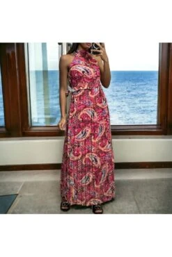 Longue Robe Plissé Fuchsia Avec Ceinture Sublime Motif Imprimé
