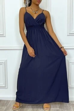 Robe Longue Marine Décolleté Cache-coeur Et Serrée à La Taille