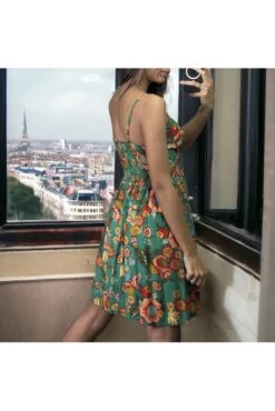 Robe Verte Fleuris à Bretelle Froncé A La Taille