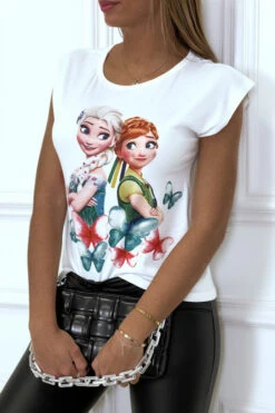 T-shirt Blanc Avec Dessin Ă L'avant